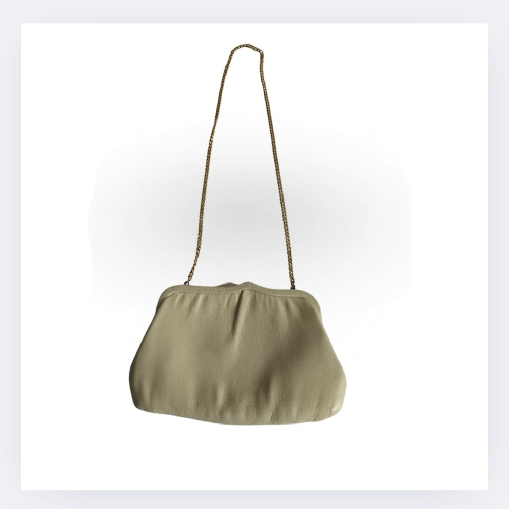 Vintage Purses Bundle 2 Pack Cream Leather Shoulder Bag,Beaded Pearl Clutch - Picture 2 of 12